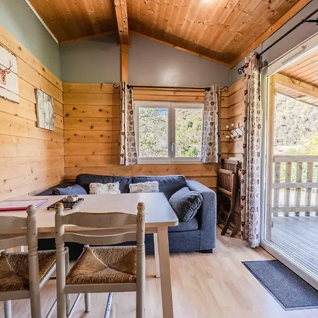 בקתה Montana Pmr 4 Pers *